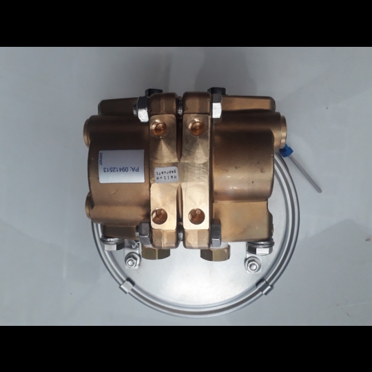 ĐỒNG HỒ ĐO CHÊNH ÁP WIKA 712.15