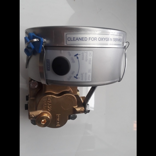 ĐỒNG HỒ ĐO CHÊNH ÁP WIKA 712.15