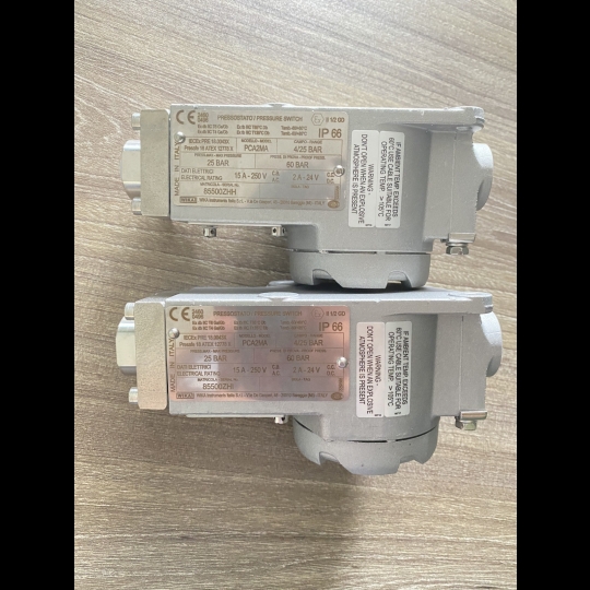 CÔNG TẮC ÁP SUẤT WIKA PCA